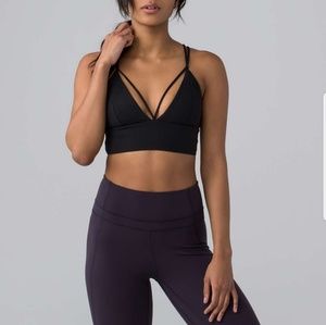 Lululemon pushing limits black strappy cage bra 6